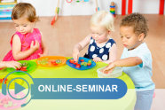 Drei Kinder essen Obst am Tisch; Schriftzug Online-Seminar